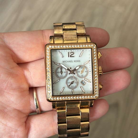 💎 3/$50💎Michael Kors Fossil Watch, Rose Gold/Gold with Square Face - Picture 4 of 4